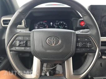 2025 Toyota Tacoma TRD Off-Road Crew Cab Medium Bed - miniatura 10