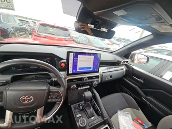 2025 Toyota Tacoma TRD Off-Road Crew Cab Medium Bed - miniatura 11