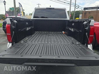 2025 Toyota Tacoma TRD Off-Road Crew Cab Medium Bed - miniatura 14