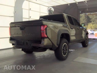 2025 Toyota Tacoma TRD Off-Road Crew Cab Medium Bed - miniatura 4