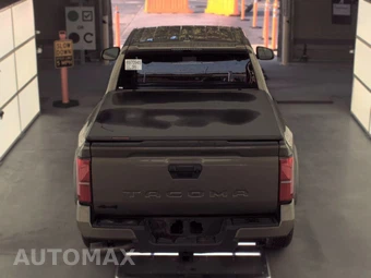 2025 Toyota Tacoma TRD Off-Road Crew Cab Medium Bed - miniatura 5