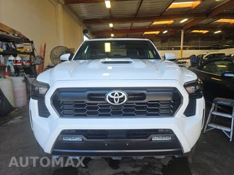 2025 Toyota Tacoma TRD Sport Crew Cab Long Bed - miniatura 2