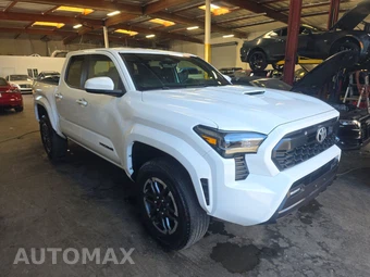 2025 Toyota Tacoma TRD Sport Crew Cab Long Bed - miniatura 3