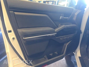 2025 Toyota Tacoma TRD Sport Crew Cab Long Bed - miniatura 9