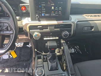 2025 Toyota Tacoma TRD Sport Crew Cab Long Bed - miniatura 11