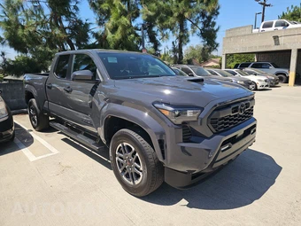 2025 Toyota Tacoma TRD Sport Crew Cab Long Bed - miniatura 3