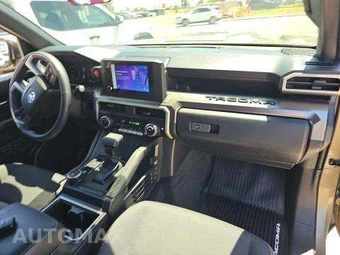 2025 Toyota Tacoma TRD Sport Crew Cab Long Bed - miniatura 19
