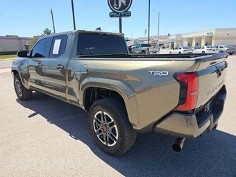 2025 Toyota Tacoma TRD Sport Crew Cab Long Bed - miniatura 2