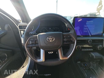 2025 Toyota Tacoma TRD Sport Crew Cab Medium Bed - miniatura 10
