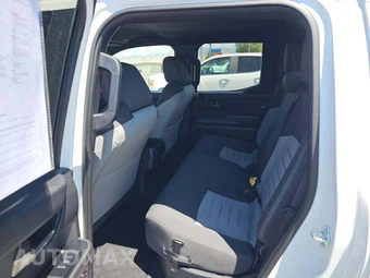 2025 Toyota Tacoma TRD Sport Crew Cab Medium Bed - miniatura 13