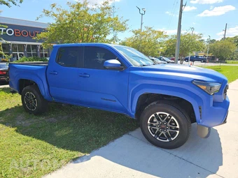 2025 Toyota Tacoma TRD Sport Crew Cab Medium Bed - miniatura 4