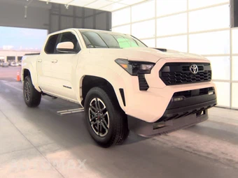 2025 Toyota Tacoma TRD Sport Crew Cab Medium Bed - miniatura 3