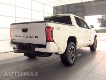 2025 Toyota Tacoma TRD Sport Crew Cab Medium Bed - miniatura 4