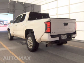 2025 Toyota Tacoma TRD Sport Crew Cab Medium Bed - miniatura 8