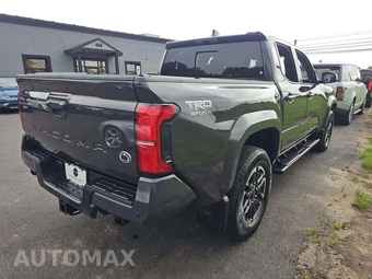 2025 Toyota Tacoma TRD Sport Crew Cab Medium Bed - miniatura 3