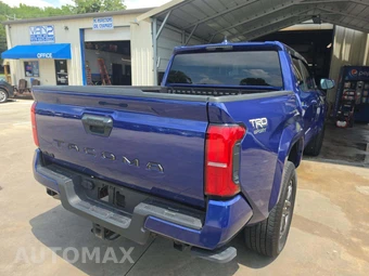 2025 Toyota Tacoma TRD Sport Crew Cab Medium Bed - miniatura 3