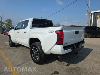2025 Toyota Tacoma TRD Sport Crew Cab Medium Bed - miniatura 6