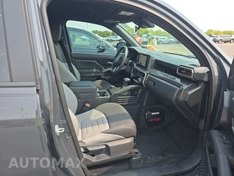 2025 Toyota Tacoma TRD Sport Crew Cab Medium Bed - miniatura 8