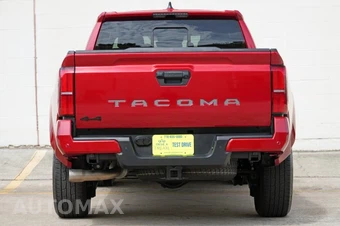 2025 Toyota Tacoma TRD Sport Crew Cab Medium Bed - miniatura 9