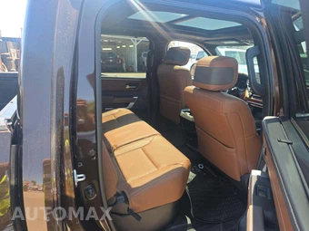 2025 Toyota Tundra 1794 Edition Crew Cab Short Bed - miniatura 16