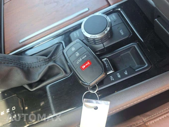 2025 Toyota Tundra 1794 Edition Crew Cab Short Bed - miniatura 8