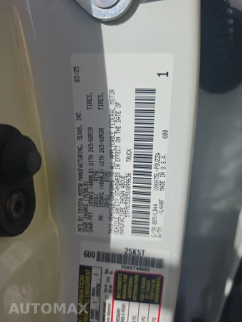 2025 Toyota Tundra i-FORCE MAX 1794 Edition Crew Cab Short Bed - miniatura 14