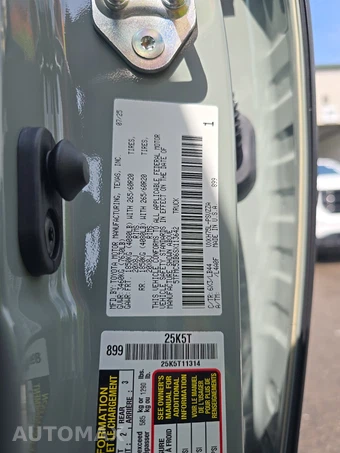 2025 Toyota Tundra i-FORCE MAX 1794 Edition Crew Cab Short Bed - miniatura 14