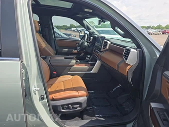2025 Toyota Tundra i-FORCE MAX 1794 Edition Crew Cab Short Bed - miniatura 8