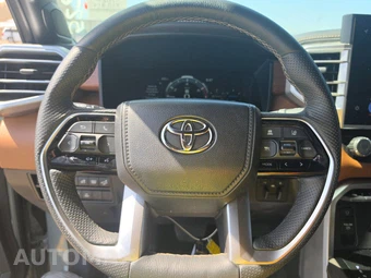 2025 Toyota Tundra i-FORCE MAX 1794 Edition Crew Cab Short Bed - miniatura 10