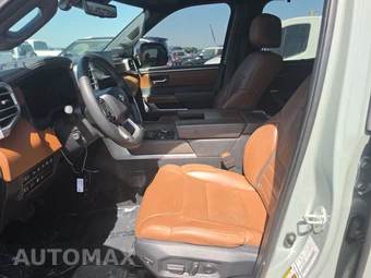 2025 Toyota Tundra i-FORCE MAX 1794 Edition Crew Cab Short Bed - miniatura 7