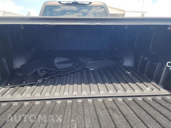 2025 Toyota Tundra i-FORCE MAX Limited Crew Cab Medium Bed - miniatura 16
