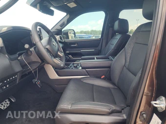 2025 Toyota Tundra i-FORCE MAX Limited Crew Cab Medium Bed - miniatura 7