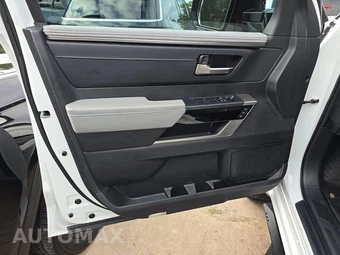 2025 Toyota Tundra i-FORCE MAX Limited Crew Cab Short Bed - miniatura 9