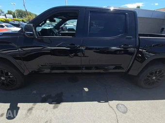 2025 Toyota Tundra i-FORCE MAX Limited Crew Cab Short Bed - miniatura 3
