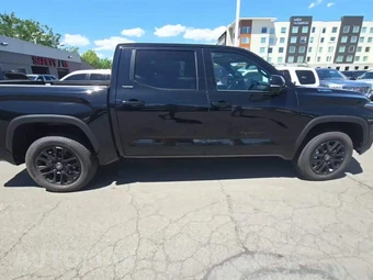 2025 Toyota Tundra i-FORCE MAX Limited Crew Cab Short Bed - miniatura 5