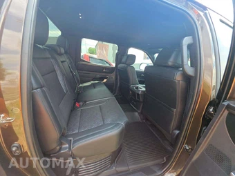 2025 Toyota Tundra i-FORCE MAX Limited Crew Cab Short Bed - miniatura 16