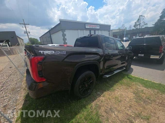 2025 Toyota Tundra i-FORCE MAX Limited Crew Cab Short Bed - miniatura 3