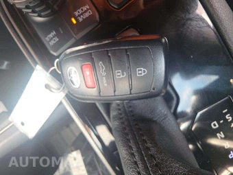 2025 Toyota Tundra i-FORCE MAX Limited Crew Cab Short Bed - miniatura 8