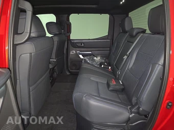 2025 Toyota Tundra i-FORCE MAX Platinum Crew Cab Short Bed - miniatura 13