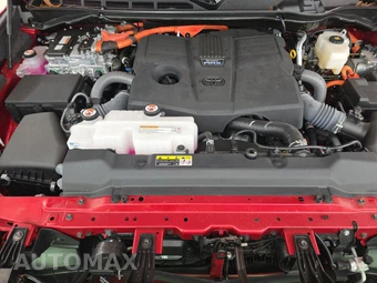 2025 Toyota Tundra i-FORCE MAX Platinum Crew Cab Short Bed - miniatura 15