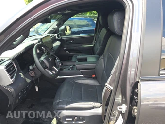 2025 Toyota Tundra i-FORCE MAX Platinum Crew Cab Short Bed - miniatura 7