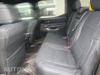 2025 Toyota Tundra i-FORCE MAX Platinum Crew Cab Short Bed - miniatura 13