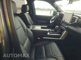 2025 Toyota Tundra i-FORCE MAX Platinum Crew Cab Short Bed - miniatura 8