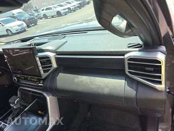 2025 Toyota Tundra i-FORCE MAX Platinum Crew Cab Short Bed - miniatura 19