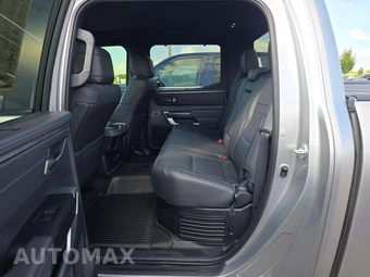 2025 Toyota Tundra i-FORCE MAX Platinum Crew Cab Short Bed - miniatura 13