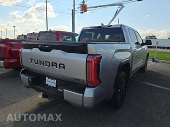 2025 Toyota Tundra i-FORCE MAX Platinum Crew Cab Short Bed - miniatura 3