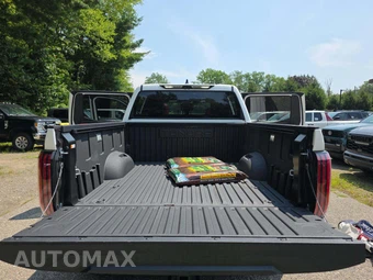2025 Toyota Tundra i-FORCE MAX TRD Pro Crew Cab Short Bed - miniatura 14
