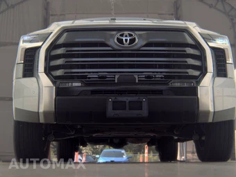 2025 Toyota Tundra Limited Crew Cab Short Bed - miniatura 3