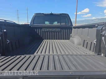 2025 Toyota Tundra Limited Crew Cab Short Bed - miniatura 17