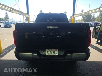 2025 Toyota Tundra Limited Crew Cab Short Bed - miniatura 5